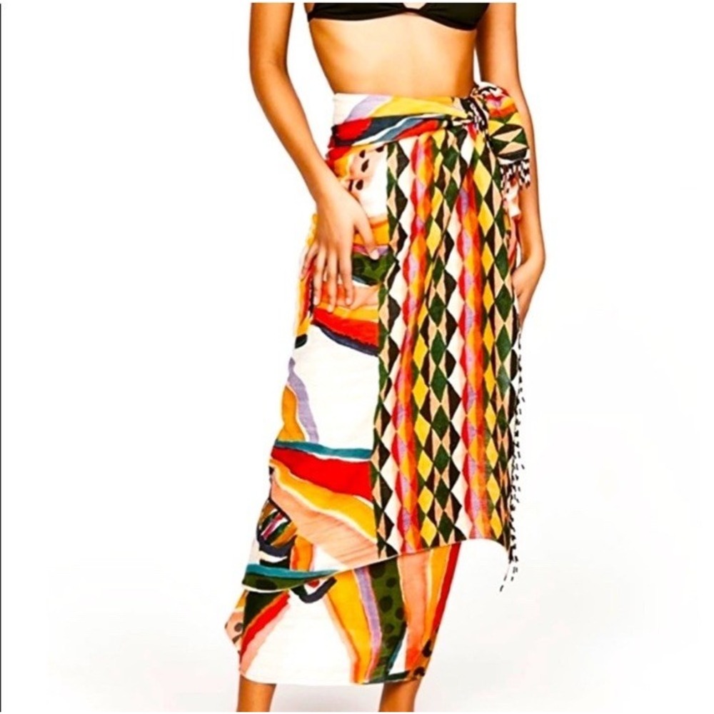NWT FARM Rio Vibrant Multi Banana Sarong Beaded Fringe Swim Cover Up Wrap OS